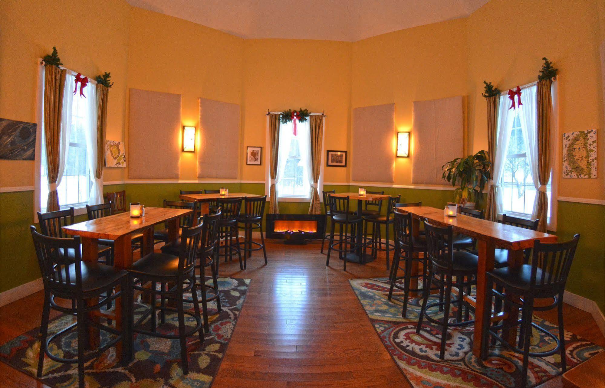 Hyde Away Inn Waitsfield Εξωτερικό φωτογραφία